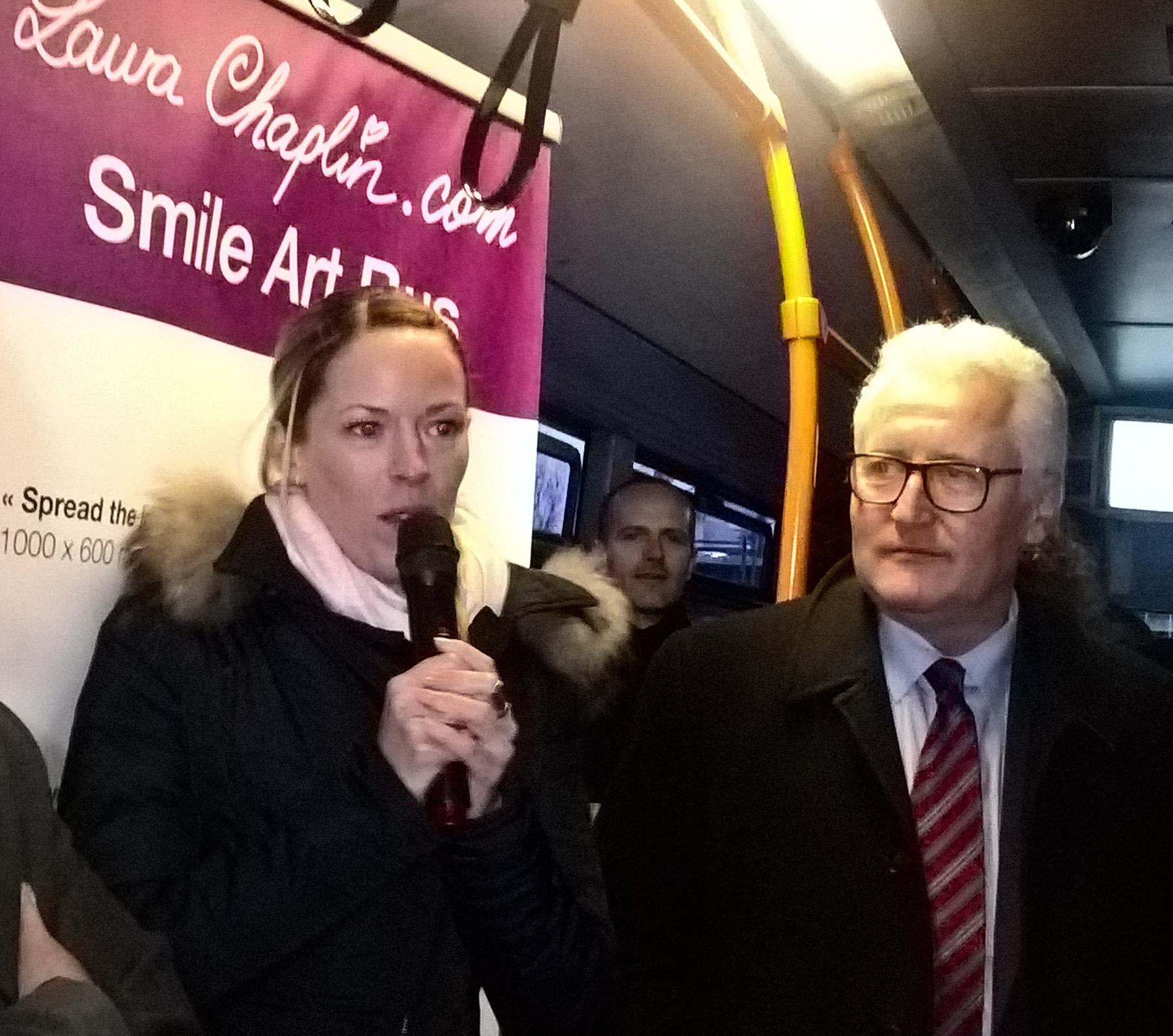 Inauguration Smile Art Bus TPG