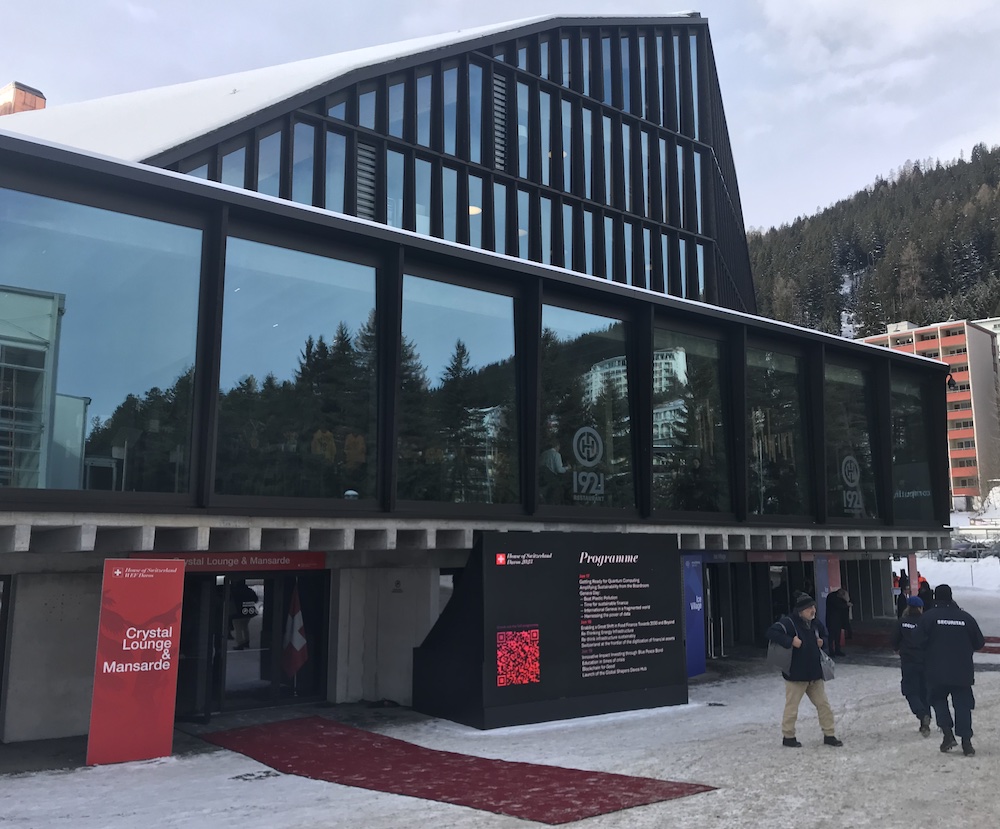 Davos_WEF_World_Economic_Forum_House_Switzerland_Hockey_stadium