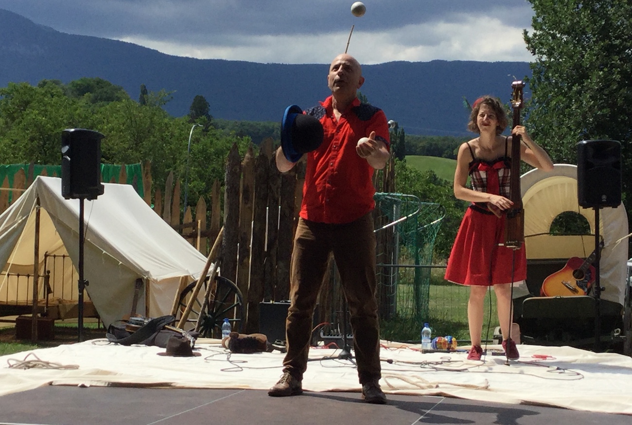 Chancy_Festival_Country_2019_Scene_Banjo_country_chant4