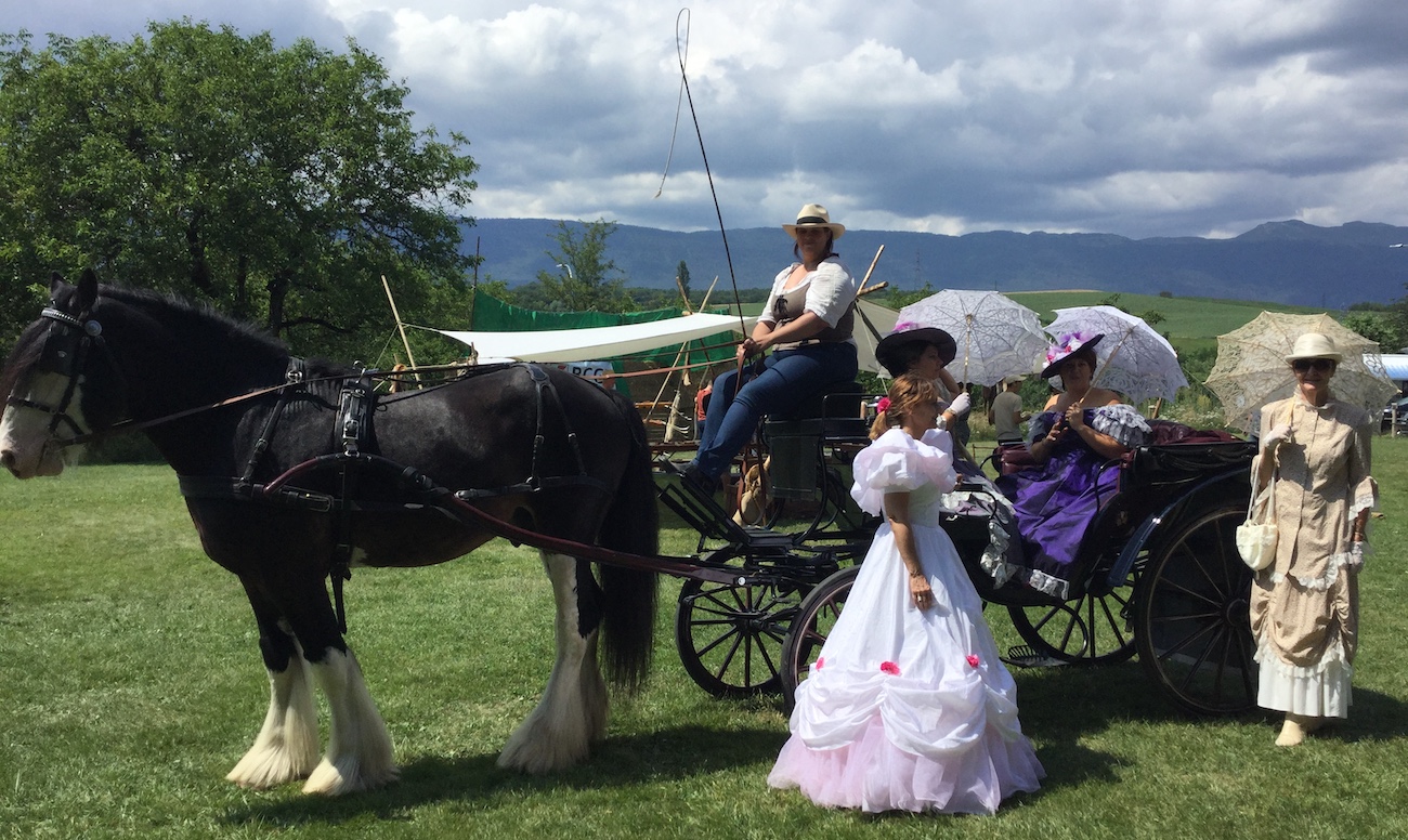 Chancy_Festival_Country_2019_chariot_costumes