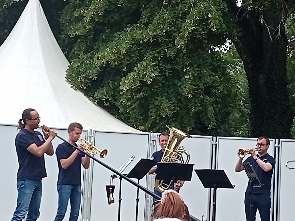 Geneve_Chene-Bougeries_Parc_Stagni_Concerts_au_Parc_2024_Geneva_Brass_Monde_invisible_4_juillet1