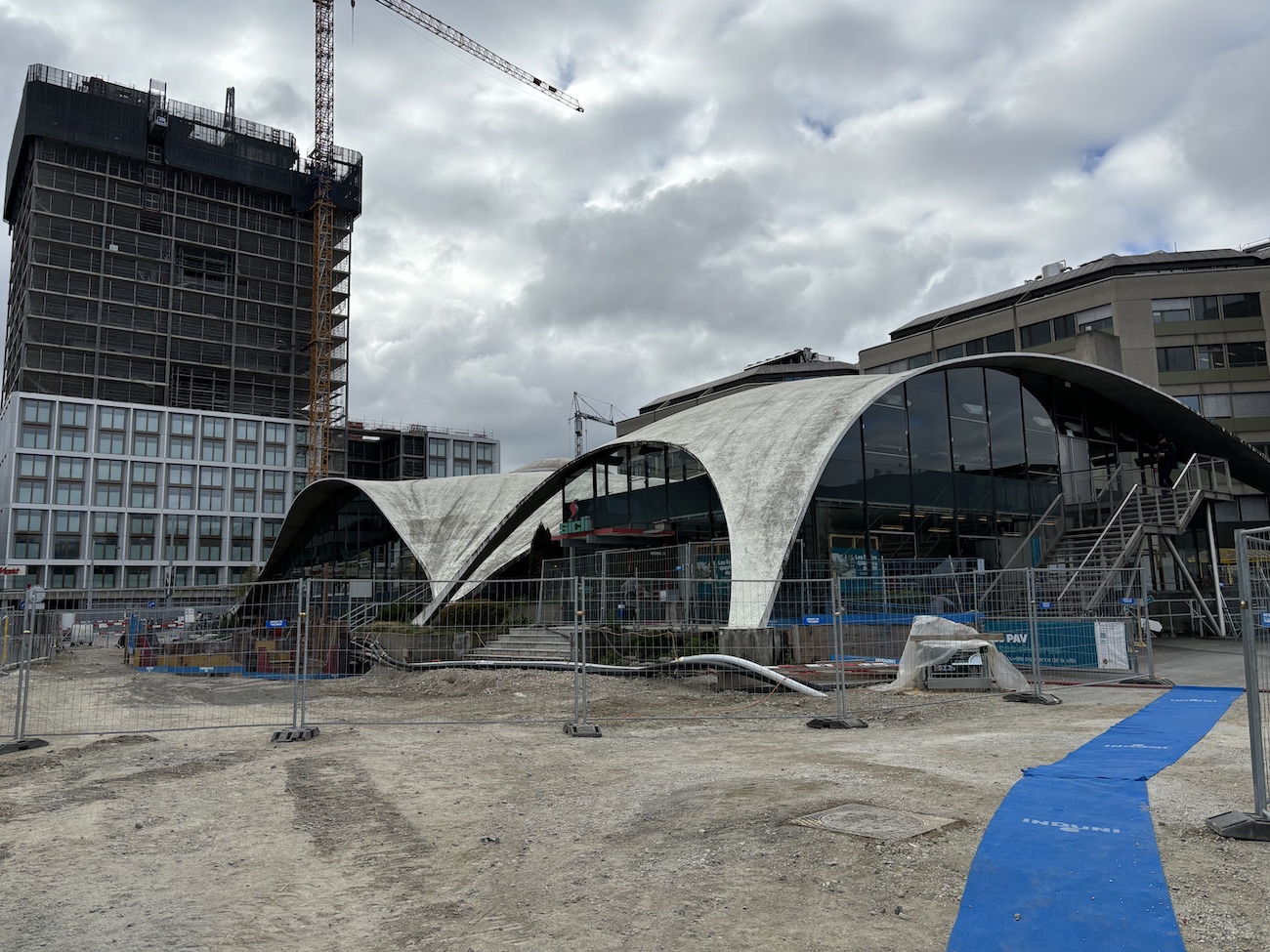 Geneve_Acacias_Campus_Pictet_Sicli_Drize_remise_a_ciel_octobre_2024_1