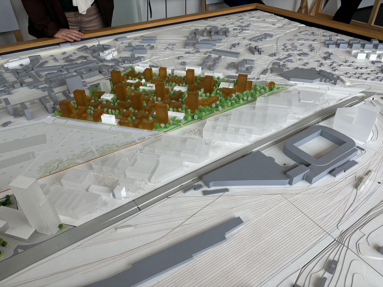 Geneve_Acacias_Sicli_journee_decouverte_chantier_Drize_remise_a_ciel_octobre_2024_maquette_gare_Praille_zone_industrielle