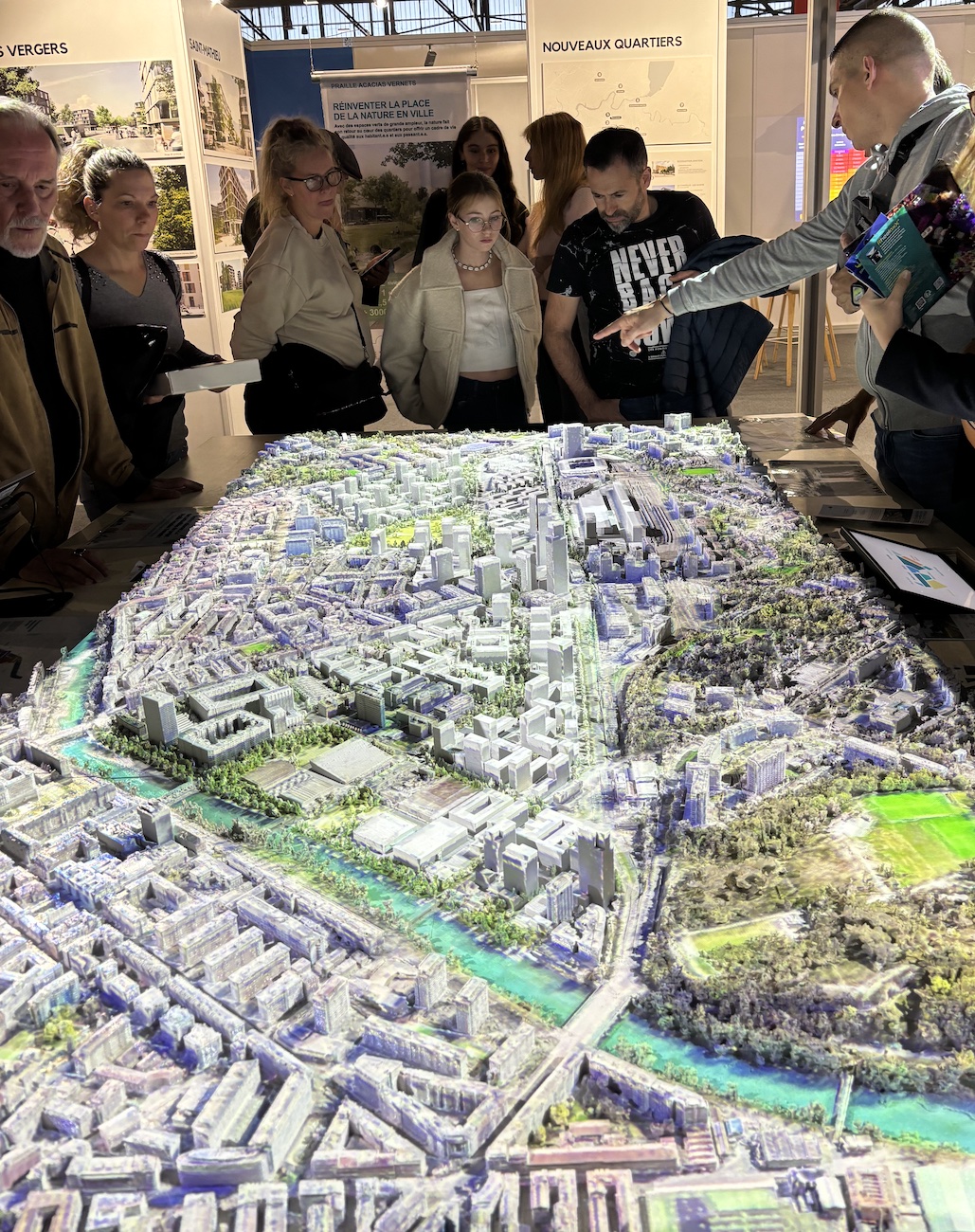 Geneve_Palexpo_Automnales_2024_maquette_nouveaux_quartiers