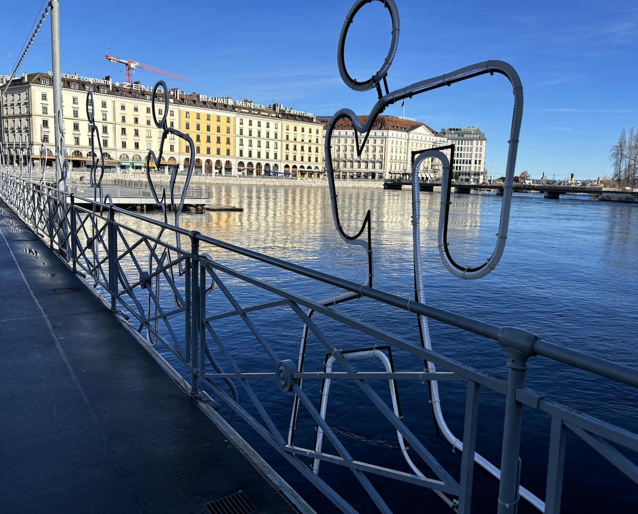 Geneve_Pont_de_la_Machine_Geneva_Lux_2025_For_Peace_Union_By_Motion