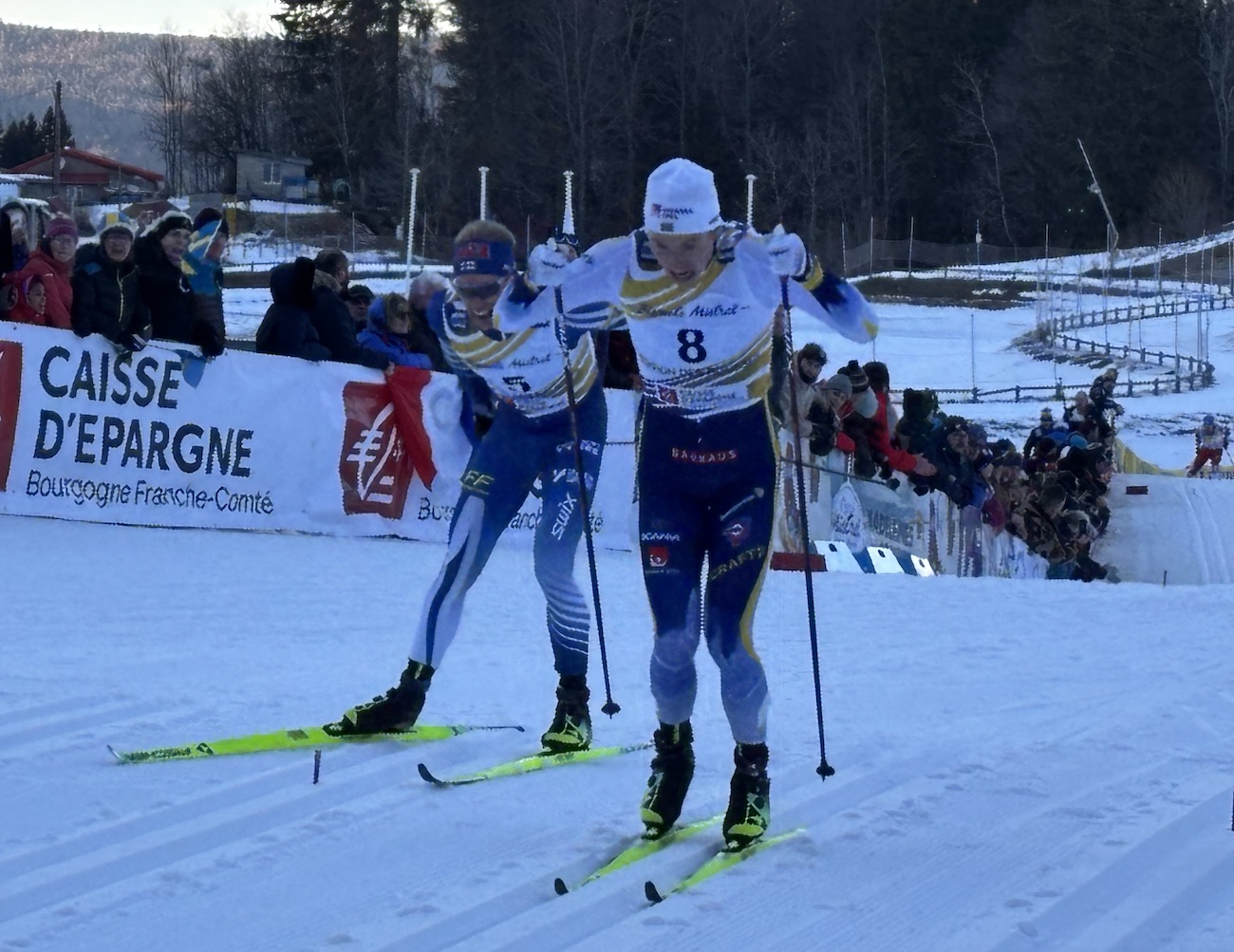 Rousses_Stade_nordique_tuffes_Coupe_Monde_ski_fond_FIS_2025_Hommes_Mass_Start_Classic_20km_arrivee_Poromaa_William_Niskanen_Iivo