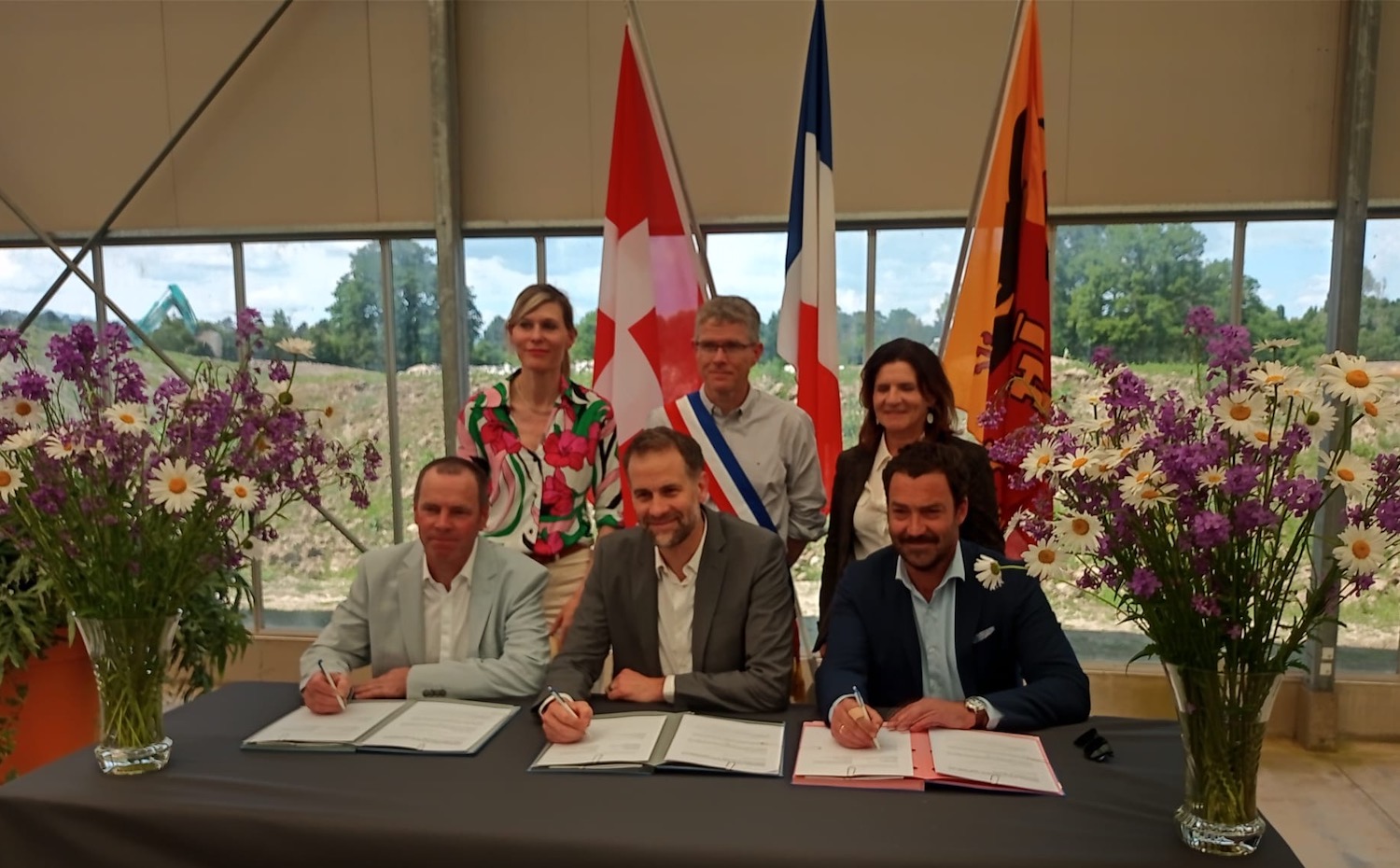 Gaillard_Foron_Signature_Convention_nappe_souterraine_franco-suisse_Genevois_15_mai_2025_Benoit_Hodgers_Doublet