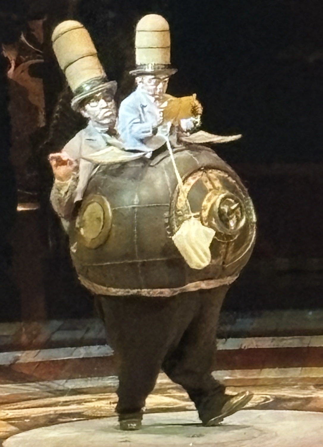 Geneve_Plaipalais_Cirque_Soleil_Kurios_cabinet_curiosite_2025_Microcosmos_Mademoiselle_Lili_Rima_Hadchiti