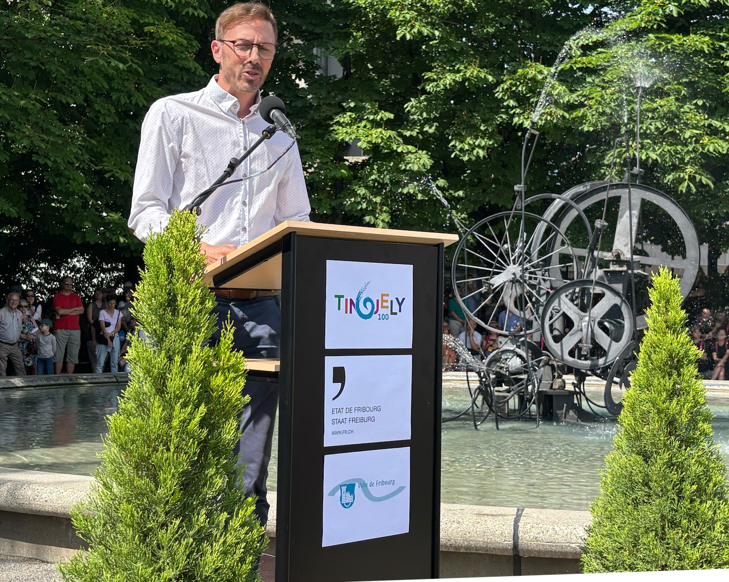 Fribourg_Grand_Places_Jean_Tinguely_100_ans_journee_festive_2025_discours_officiel_Fribourg