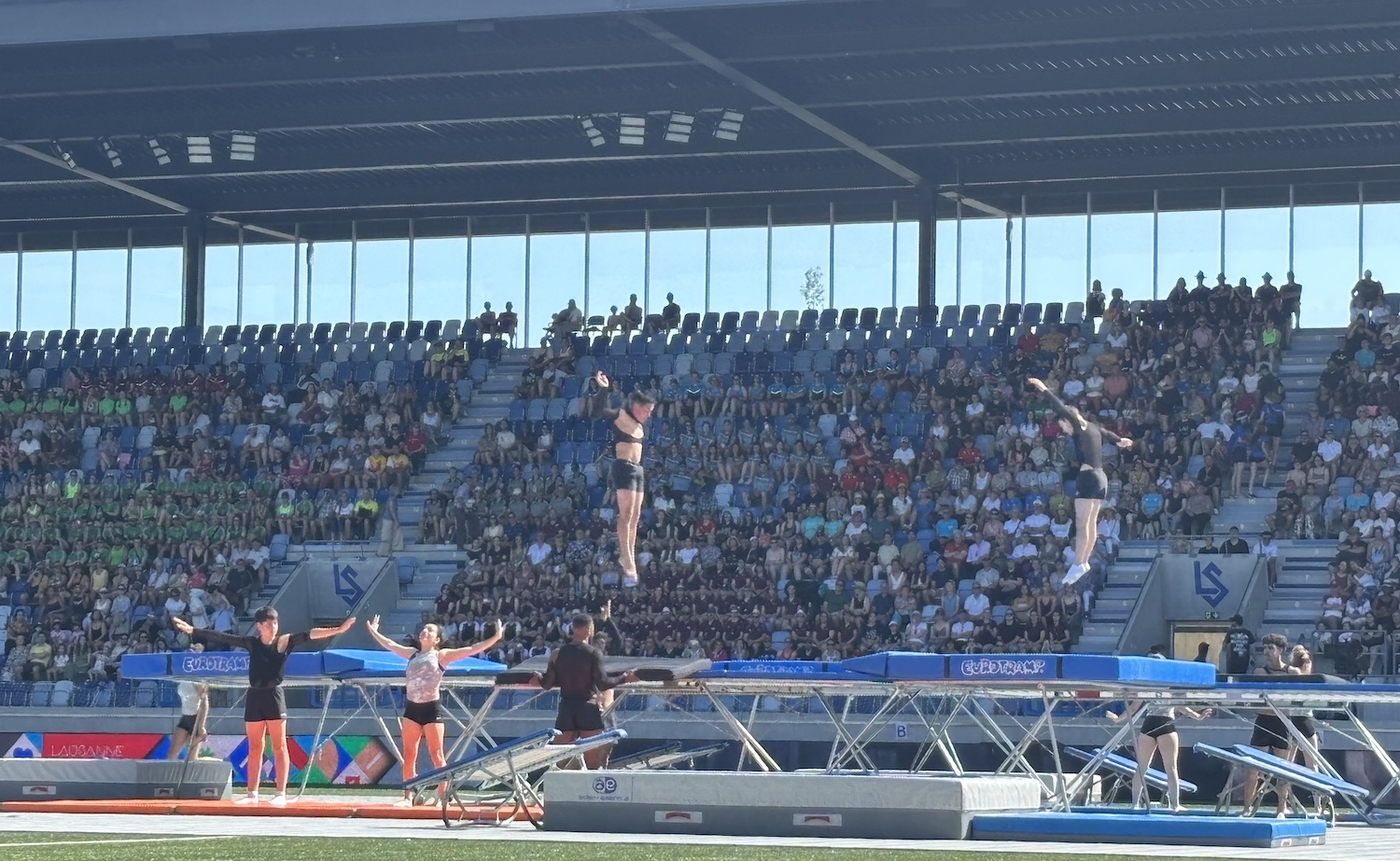 Lausanne_Stade_Tuiliere_Ceremonie_cloture_77e_Fete_federale_gymnastique_trampoline