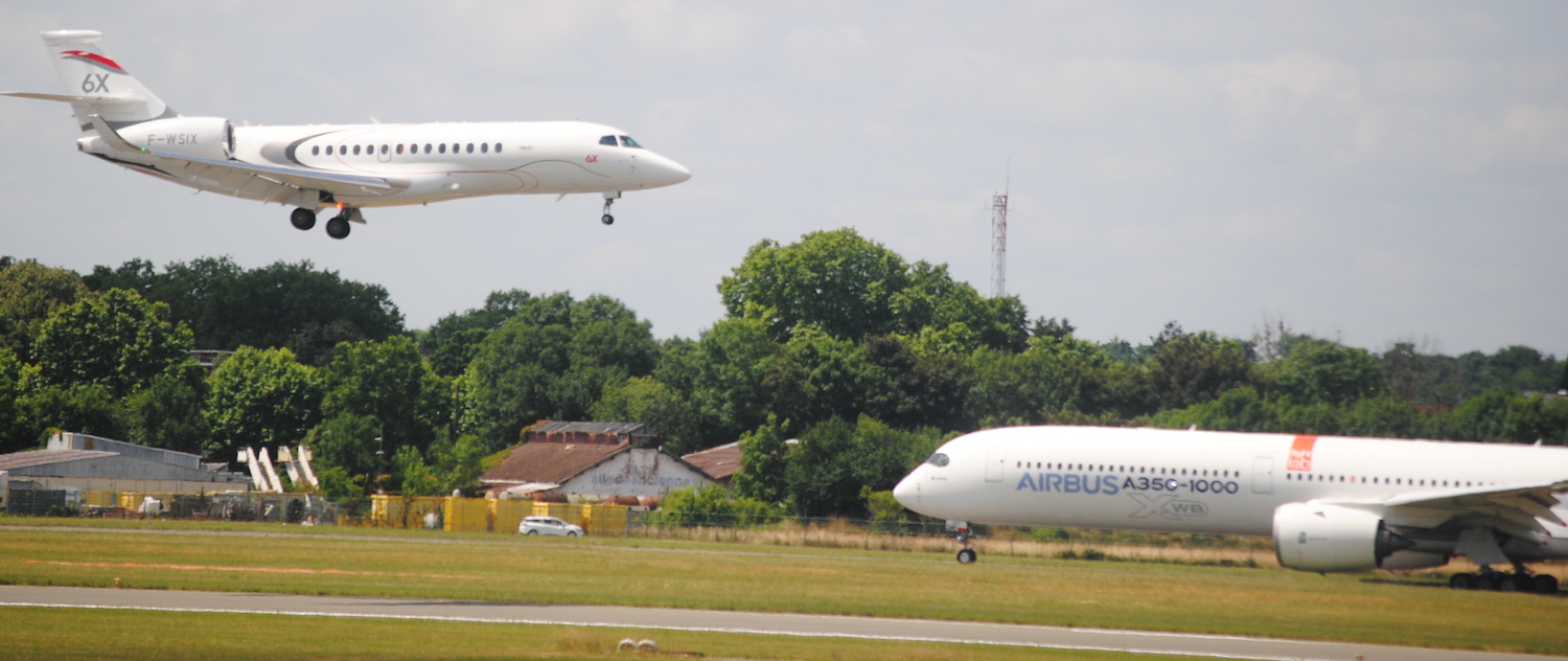 Paris_Bourget_Salon_international_Aeronautique_Espace_2025_55e_edition_Dassault_6x_bireacteur