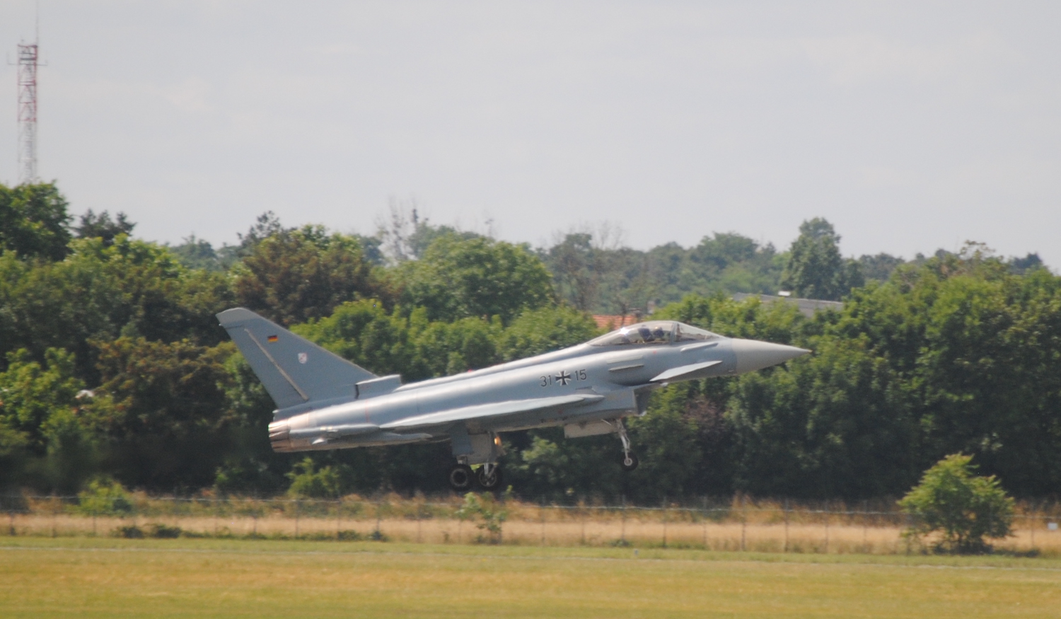 Paris_Bourget_Salon_international_Aeronautique_Espace_2025_55e_edition_Eurofighter