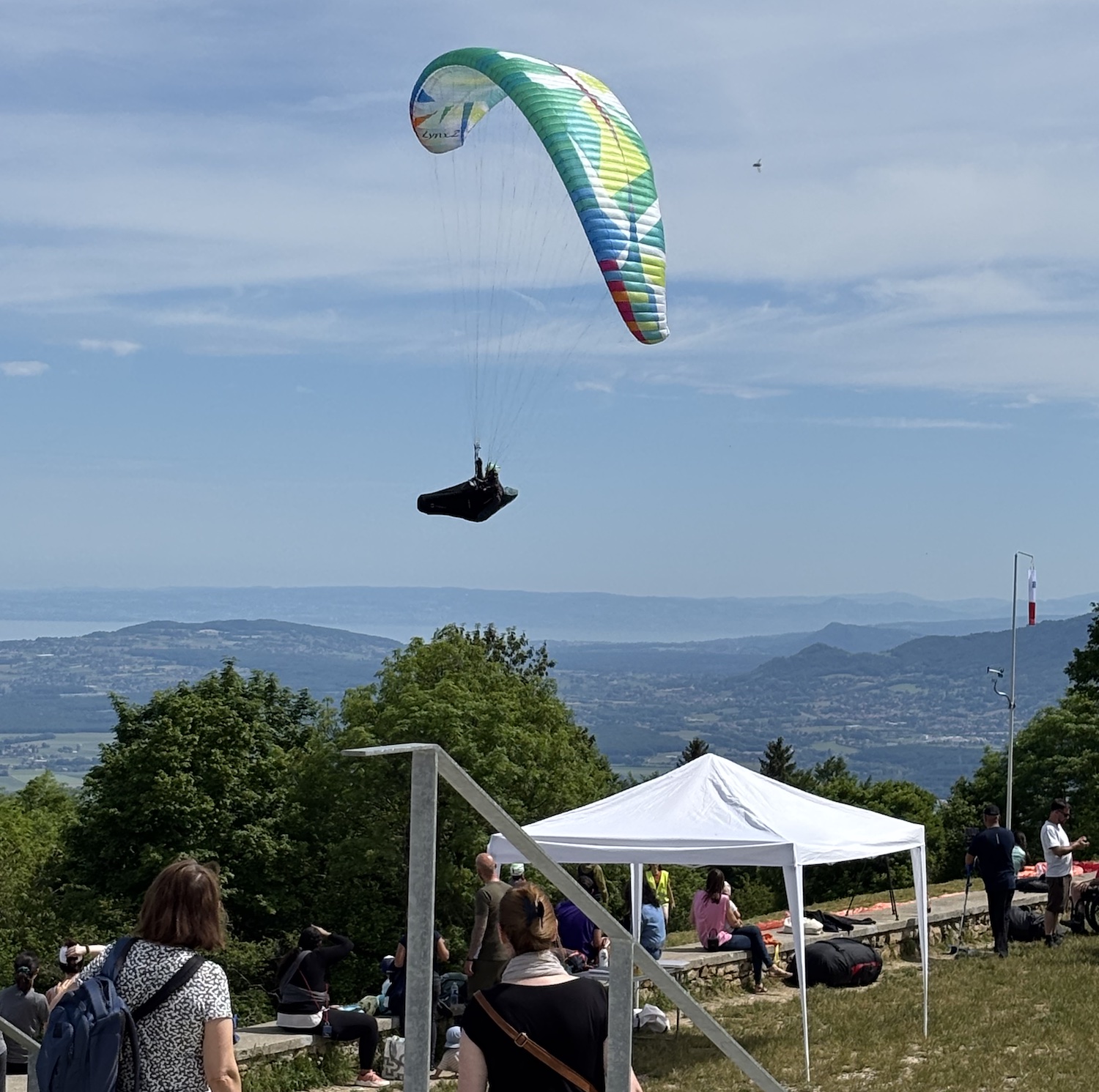 Saleve_gare_arrivee_telepherique_aire_decollage_vol_libre_air_decollage_parapente