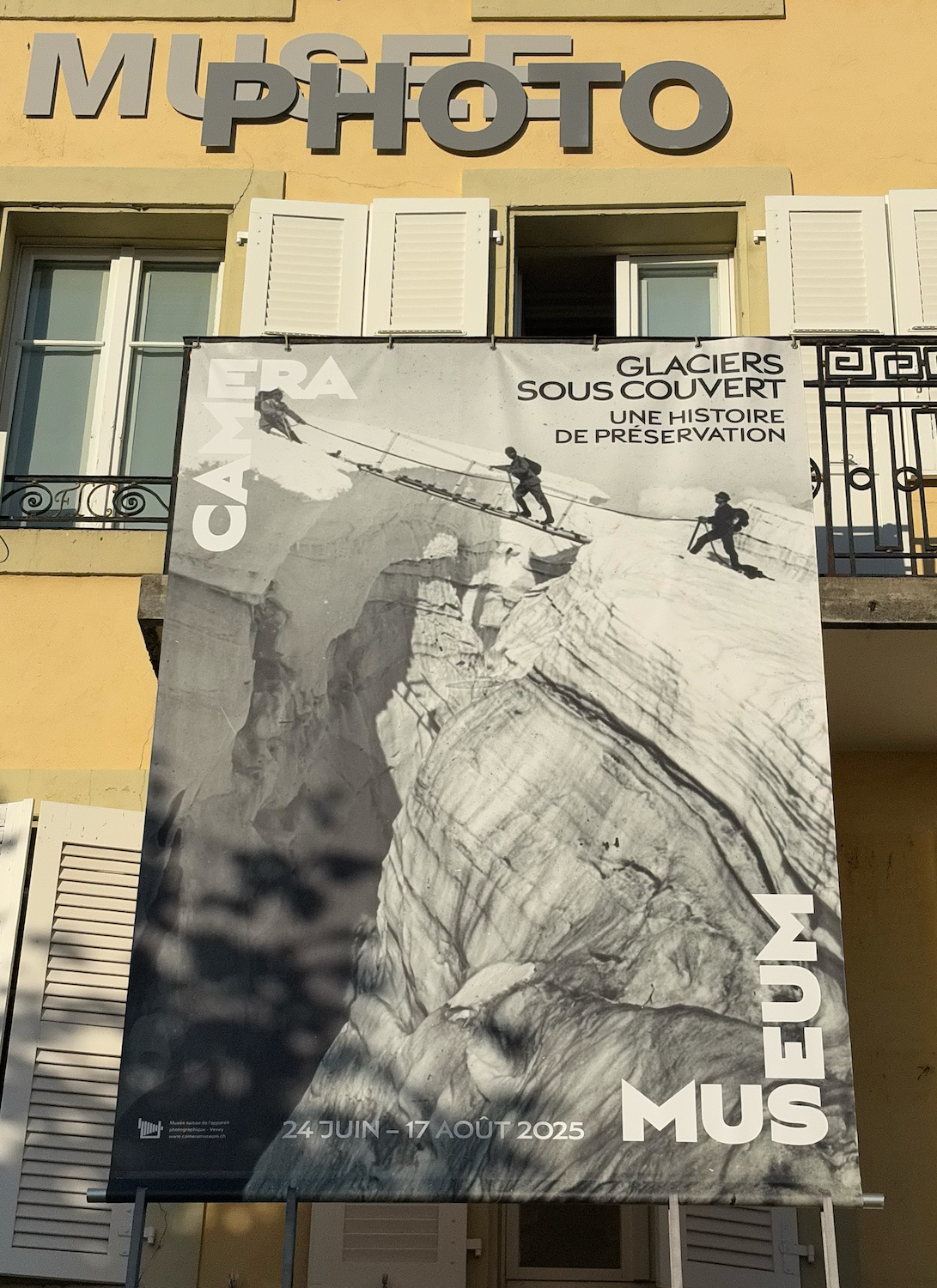 Vevey_Musee_suisse_appareil_photographique_exposition_2025_Glacier_sous_couvert_affiche1
