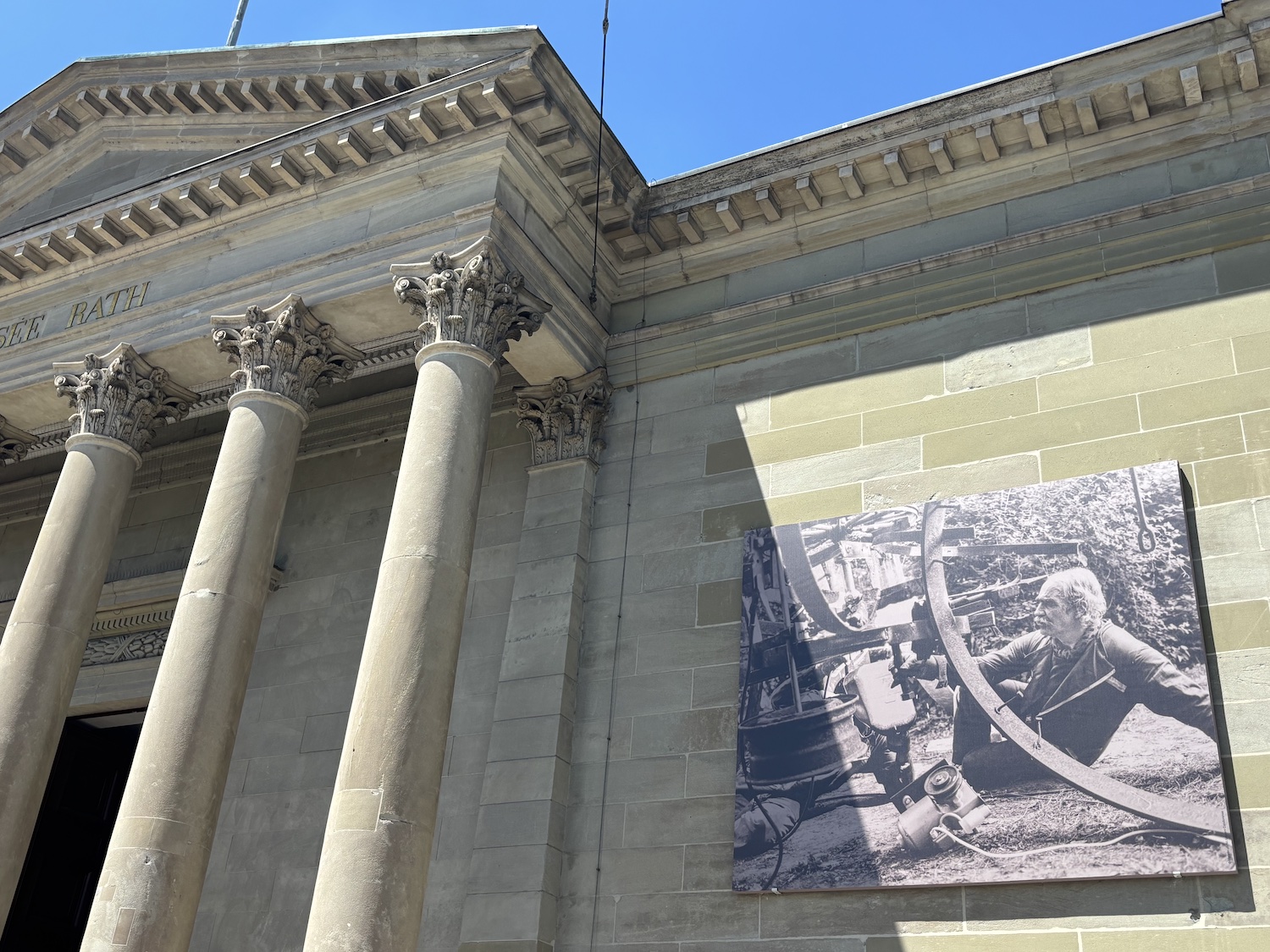 Geneve_Musee_Rath_Exposition_Jean_Tinguely_photo