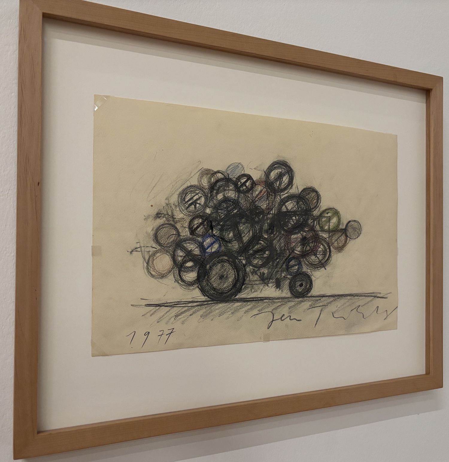 Geneve_Musee_Rath_Jean_Tinguley_dessin_crayon_Klamauk_1977