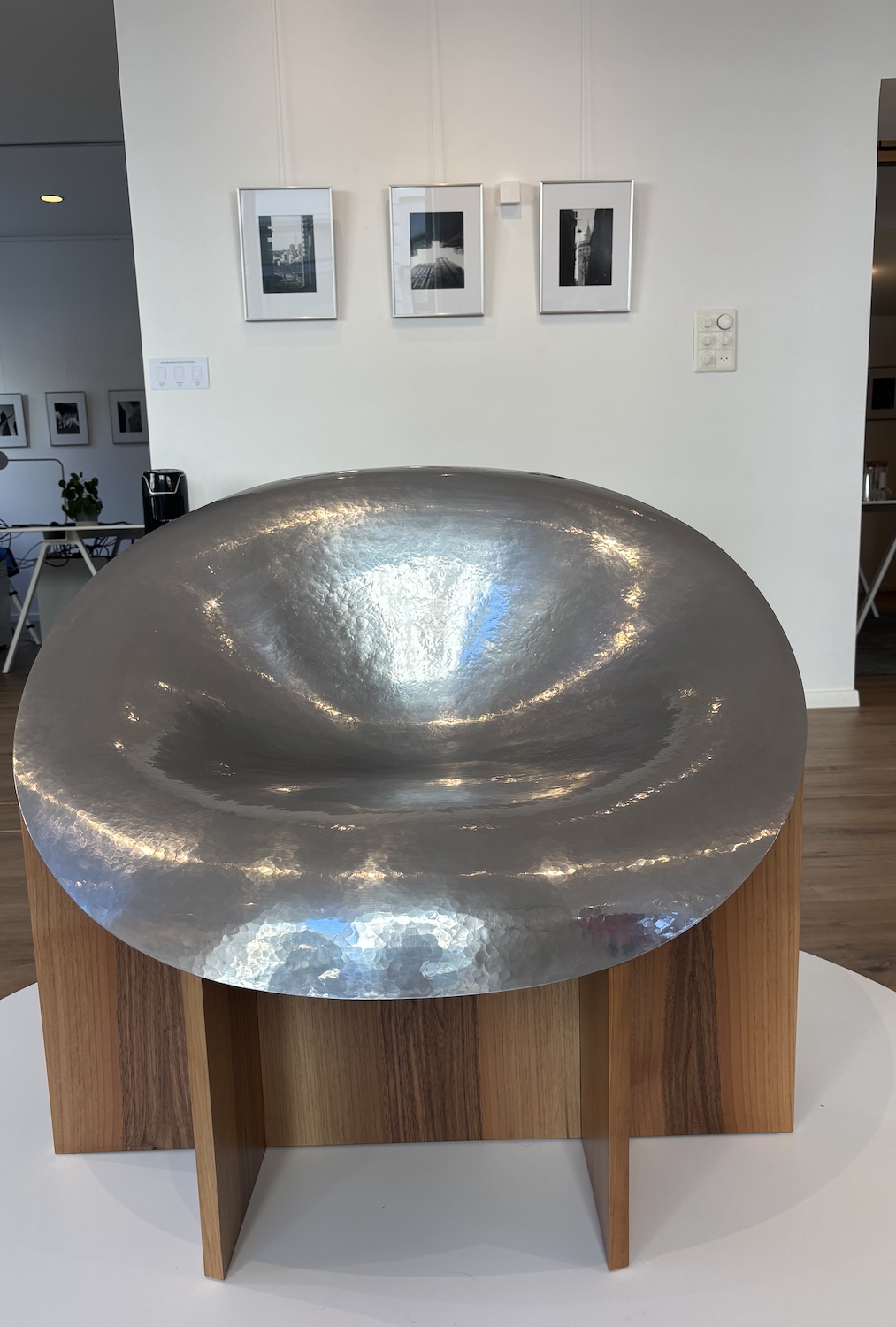 Geneve_Rue_Argand_Fondation_WRP_Auvray_Jean_Baptiste_Fauteuil_Carbriolet_univers_automobile