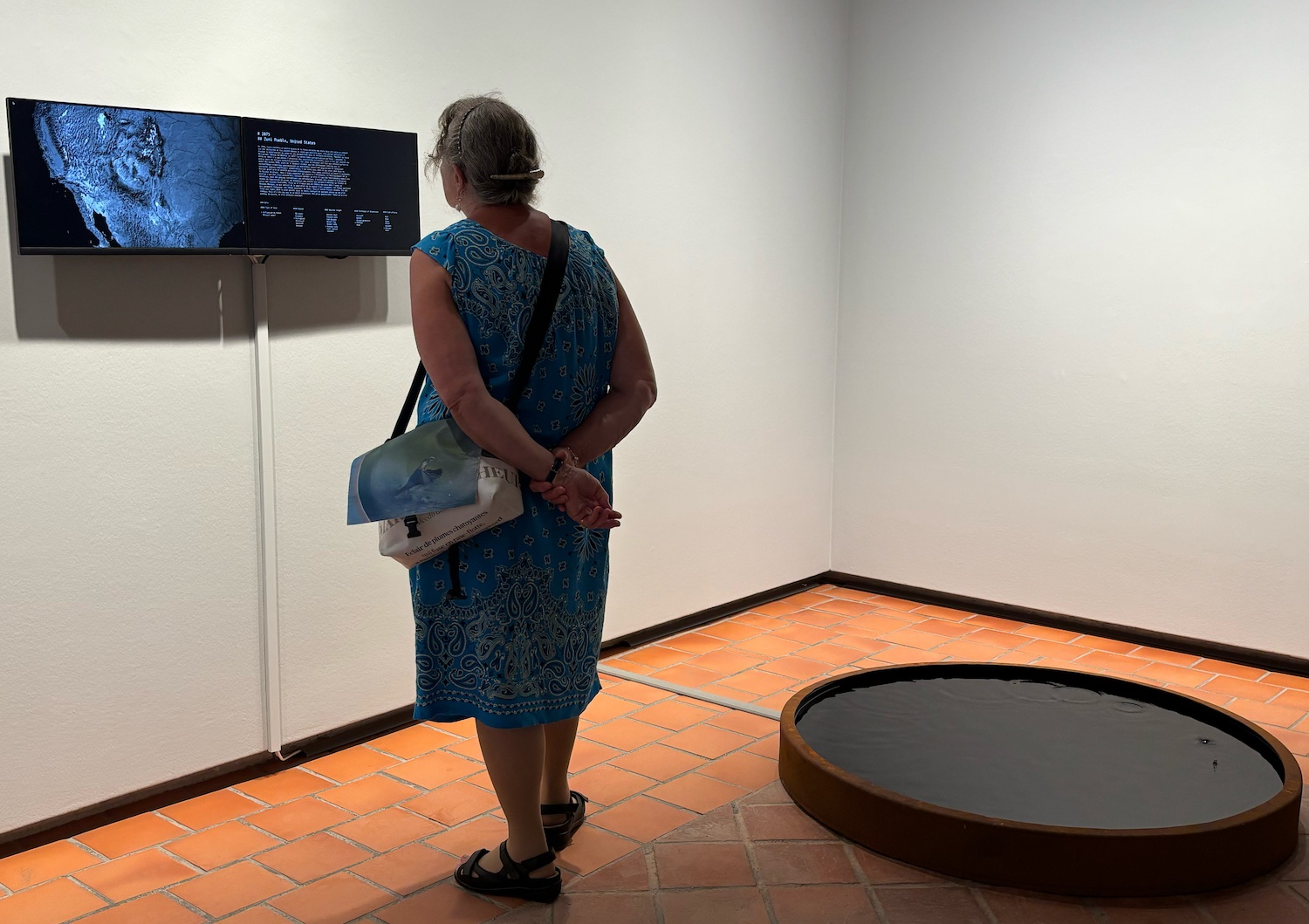 Gruyeres_Chateau_exposition_2025_jouer_collectif_Fragmentin_bassin_Salle_A