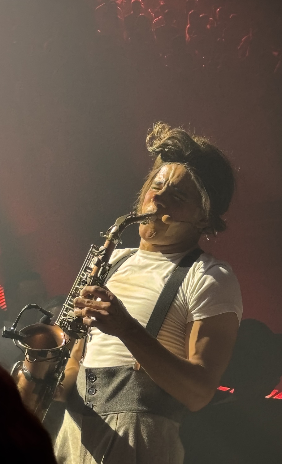 Geneve_Plaine_Plainpalais_Cirque_Knie_2025_Clown_Chistirrin_musique