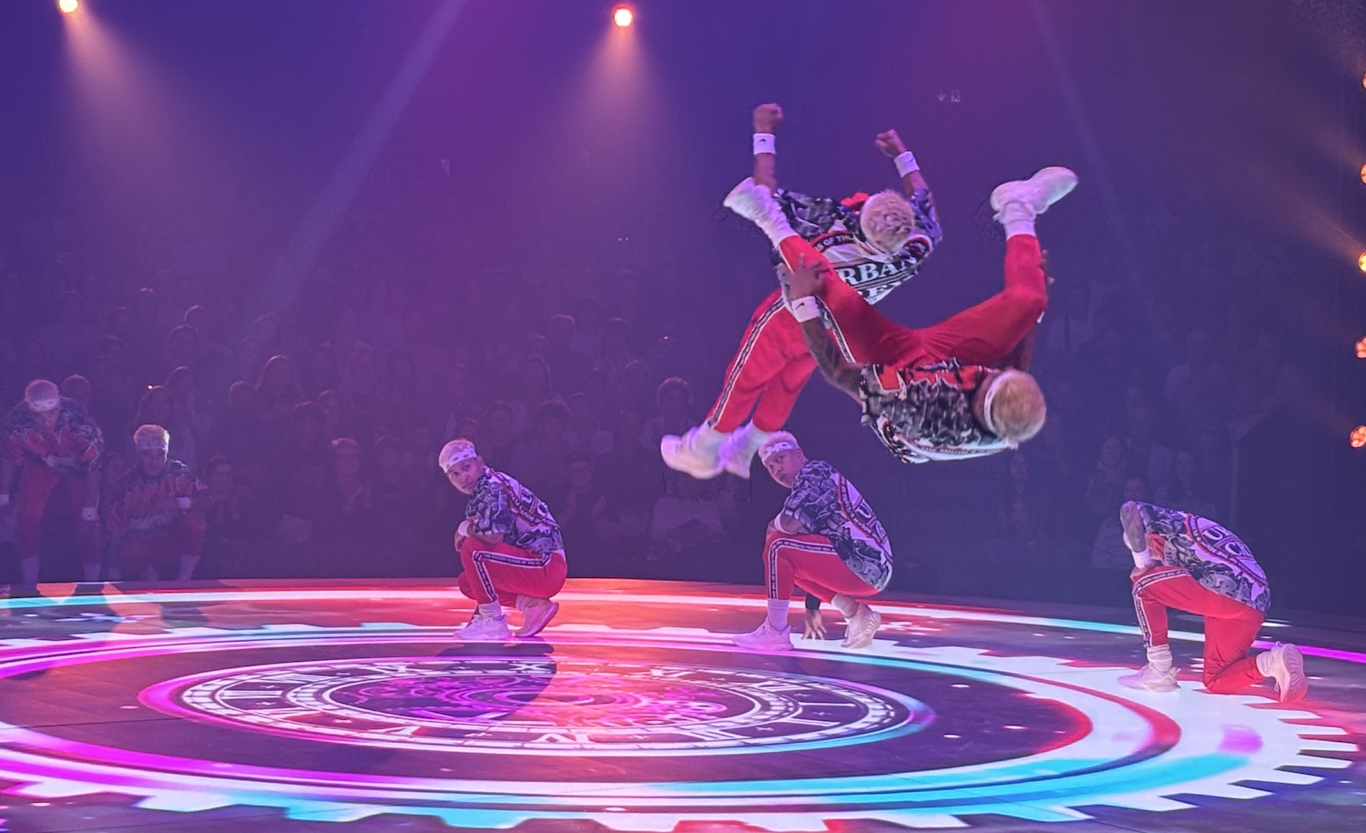 Geneve_Plaine_Plainpalais_Cirque_Knie_2025_Urban_Crew_Philippines