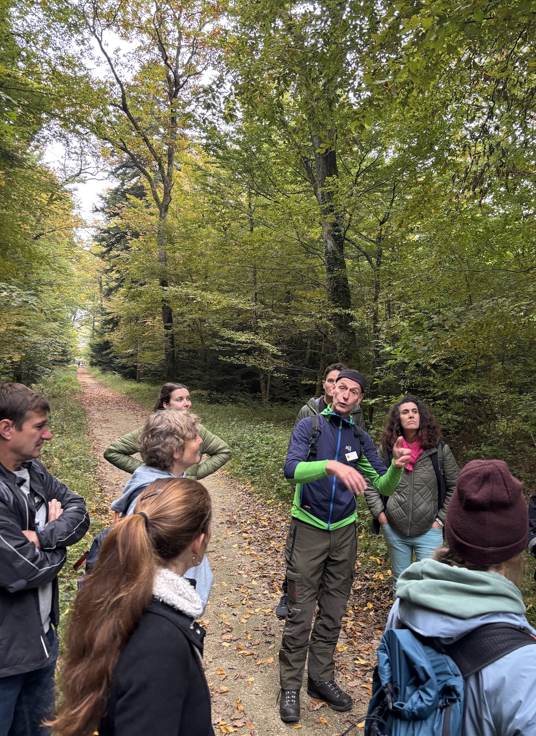 Geneve_Jussy_Bois_Maison_Foret_domaine_forestier_300_ans_2025_chemin_randonners_garde_forestier